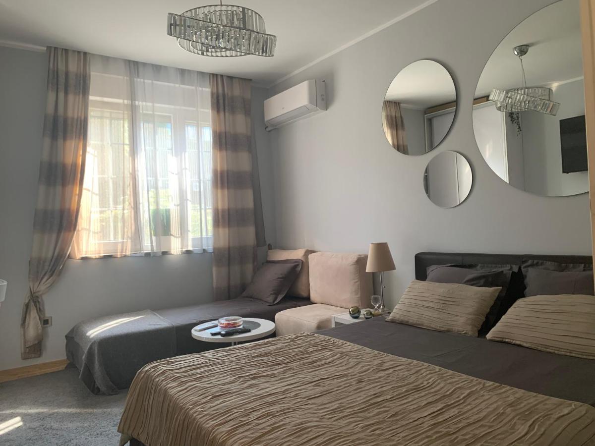 Apartment Skadarlija Free Parking Belgrade Exterior photo