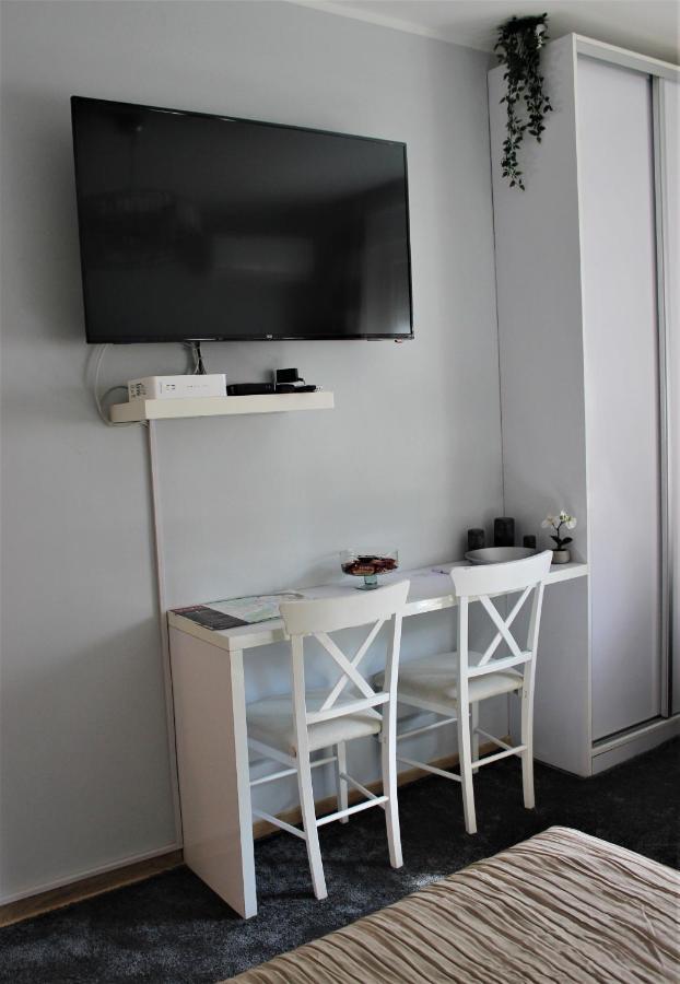 Apartment Skadarlija Free Parking Belgrade Exterior photo
